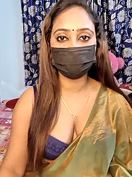 Cute-lusi online show from December 15, 2025, 12:55 pm