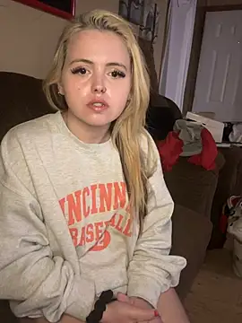 Snapshot of JuicyExxxperience chatting on February 21, 2026, 1:46 pm JuicyExxxperience online show from February 21, 2026, 1:46 pm