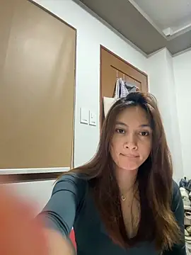 LanySylvia online show from November 4, 2025, 4:00 pm