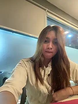 Snapshot of LanySylvia chatting on May 29, 2026, 11:49 am LanySylvia online show from May 29, 2026, 11:49 am