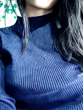 pihu099 online show from November 26, 2025, 3:34 pm