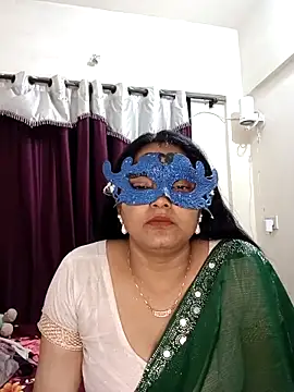 MEERAcle online show from February 8, 2026, 2:26 pm