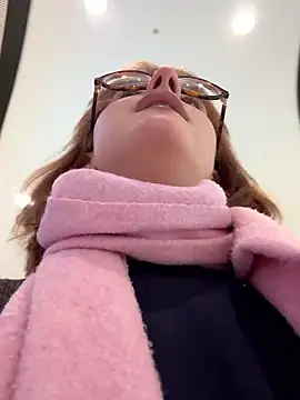 Only April online show from November 11, 2025, 11:27 am