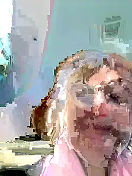 Only April online show from October 29, 2025, 8:24 am