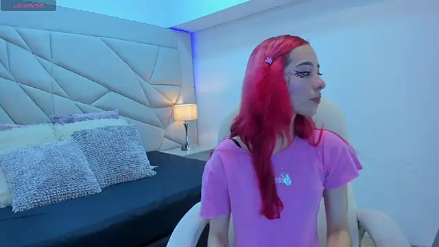 persefone 333 online show from October 11, 2025, 8:10 pm