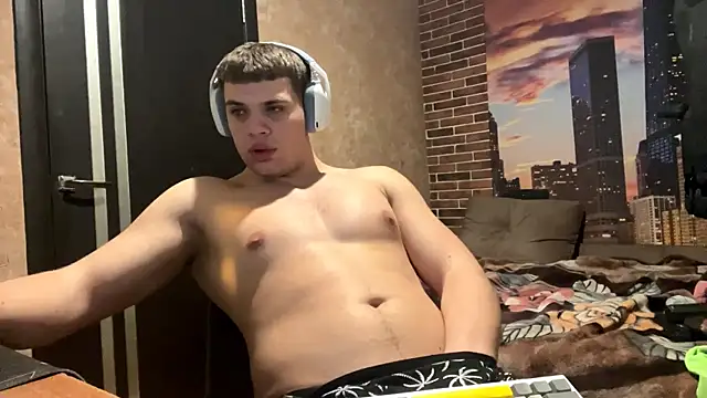 Snapshot of MusclePhantom chatting on February 25, 2026, 10:09 pm MusclePhantom online show from February 25, 2026, 10:09 pm