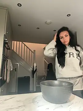 BELLABLACKXUK online show from October 30, 2025, 6:49 pm