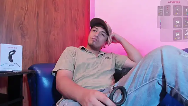juanmechanic  online show from June 4, 2026, 8:46 pm