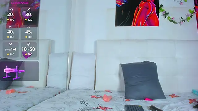 Lucia78couple online show from January 7, 2026, 8:58 pm