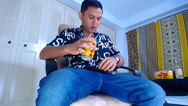 angelss 666 online show from March 15, 2026, 4:08 am