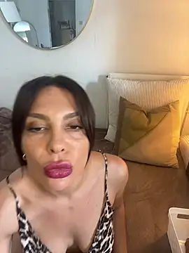 Snapshot of salvana chatting on August 5, 2026, 10:53 am salvana online show from August 5, 2026, 10:53 am