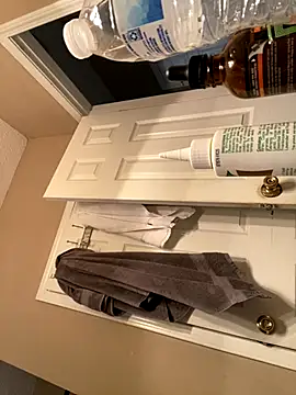 huhgtr online show from November 25, 2025, 3:01 pm