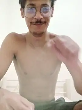 Snapshot of Mago666_ chatting on November 6, 2025, 4:38 am Mago666 online show from November 6, 2025, 4:38 am