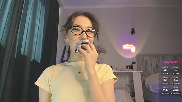 devaivy online show from September 10, 2025, 8:57 am