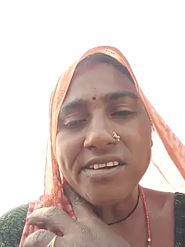 Snapshot of Sapna_hotA chatting on October 23, 2025, 9:52 am Sapna hotA online show from October 23, 2025, 9:52 am