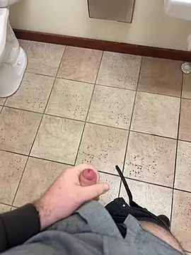 Snapshot of Cerealbs chatting on February 23, 2026, 10:32 pm Cerealbs online show from February 23, 2026, 10:32 pm