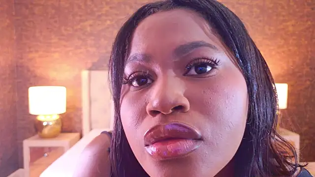 kaylie mitchel online show from April 13, 2026, 10:25 pm