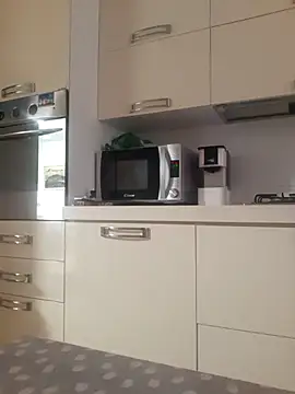 singolo discreto online show from April 10, 2026, 5:36 am