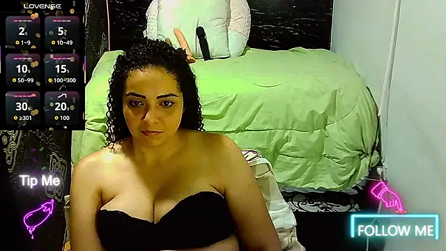  naughty milf online show from March 30, 2026, 12:45 am