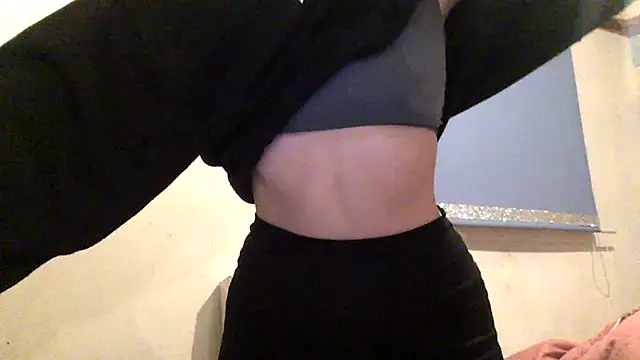 Bellababexox online show from October 18, 2025, 4:47 am