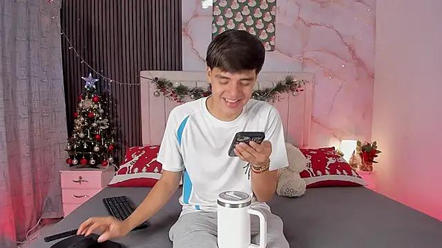 sweet petter online show from December 18, 2025, 1:04 pm