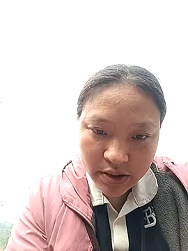 Snapshot of MuiNay chatting on March 20, 2026, 12:44 am MuiNay online show from March 20, 2026, 12:44 am