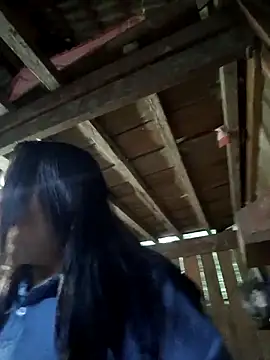 MuiNay online show from October 22, 2025, 11:25 pm