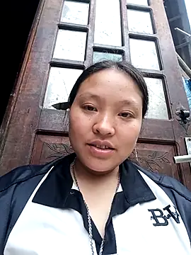 Snapshot of MuiNay chatting on March 18, 2026, 10:51 am MuiNay online show from March 18, 2026, 10:51 am
