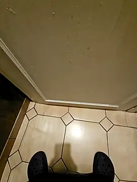 Stingles online show from October 5, 2025, 5:42 am