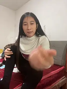 crhong666 online show from November 15, 2025, 12:03 am