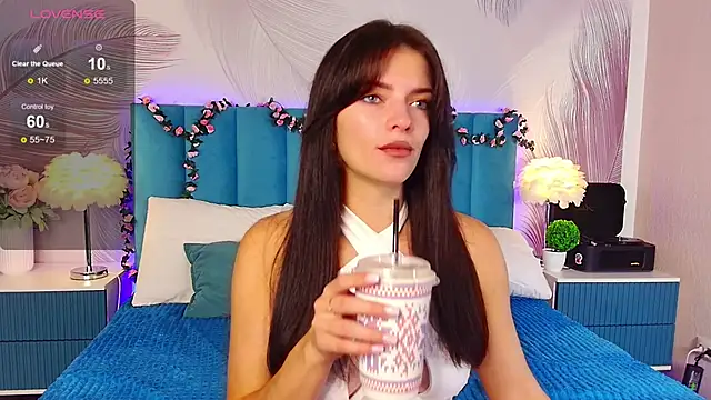 kimberlyy77 online show from September 18, 2025, 6:27 am