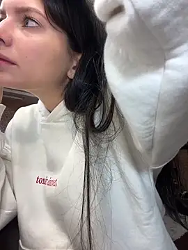 kimberlyy77 online show from September 21, 2025, 6:07 am