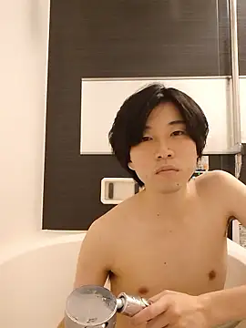 tanaka113 online show from May 4, 2026, 1:58 pm