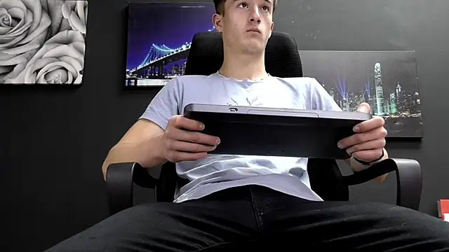 SirReed online show from December 15, 2025, 9:59 am