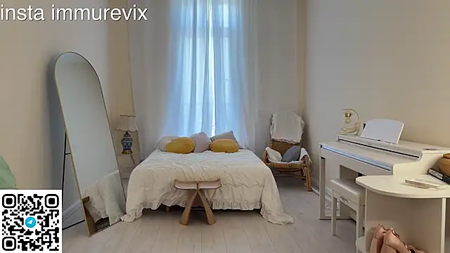 barbaraloveu online show from May 18, 2026, 11:59 am