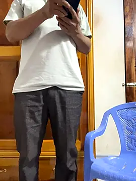 hotboy2x online show from October 29, 2025, 1:04 am