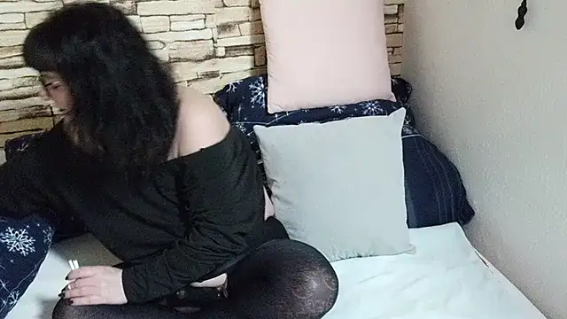 honey47 online show from February 5, 2026, 6:15 pm