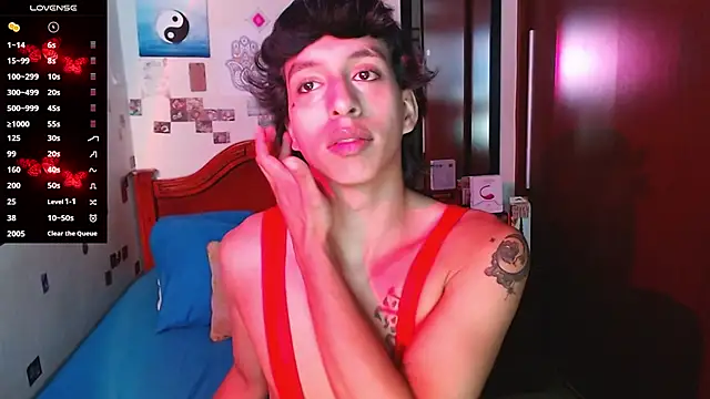 DannyPhantom555 online show from November 19, 2025, 6:52 pm