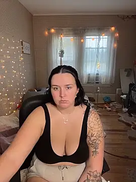 Snapshot of goddesskass chatting on October 20, 2025, 1:44 pm goddesskass online show from October 20, 2025, 1:44 pm