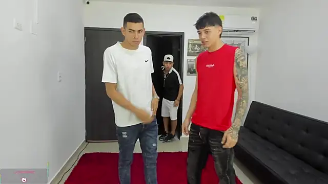 Playhardsex  online show from February 19, 2026, 11:01 pm