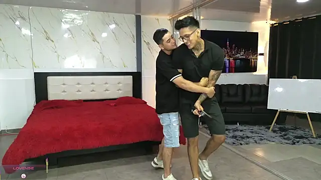 Playhardsex  online show from April 8, 2026, 11:28 pm