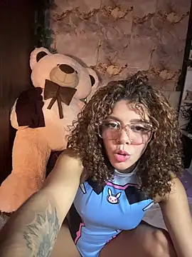 hannachris- online show from March 1, 2026, 2:22 am