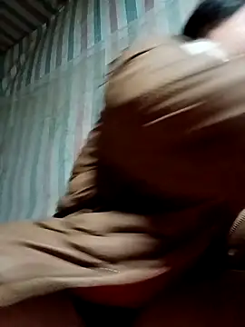 Snapshot of Love-Mama33 chatting on February 18, 2026, 10:55 am Love-Mama33 online show from February 18, 2026, 10:55 am