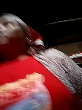 Love-Mama33 online show from November 21, 2025, 10:36 am