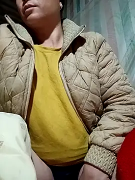 Snapshot of Love-Mama33 chatting on February 10, 2026, 9:03 pm Love-Mama33 online show from February 10, 2026, 9:03 pm