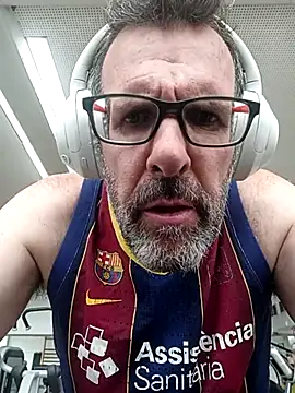 Snapshot of gigolobcn chatting on July 15, 2026, 2:46 pm gigolobcn online show from July 15, 2026, 2:46 pm