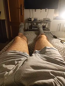 gigolobcn online show from October 11, 2025, 3:07 am