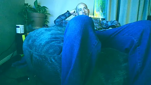 Snapshot of LeeCox chatting on February 12, 2025, 4:54 am LeeCox online show from February 12, 2025, 4:54 am