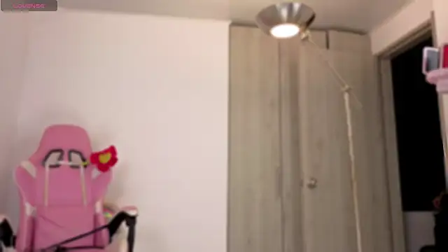 colette e online show from October 8, 2025, 1:18 am