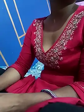 Kaluxx online show from April 23, 2026, 5:36 pm